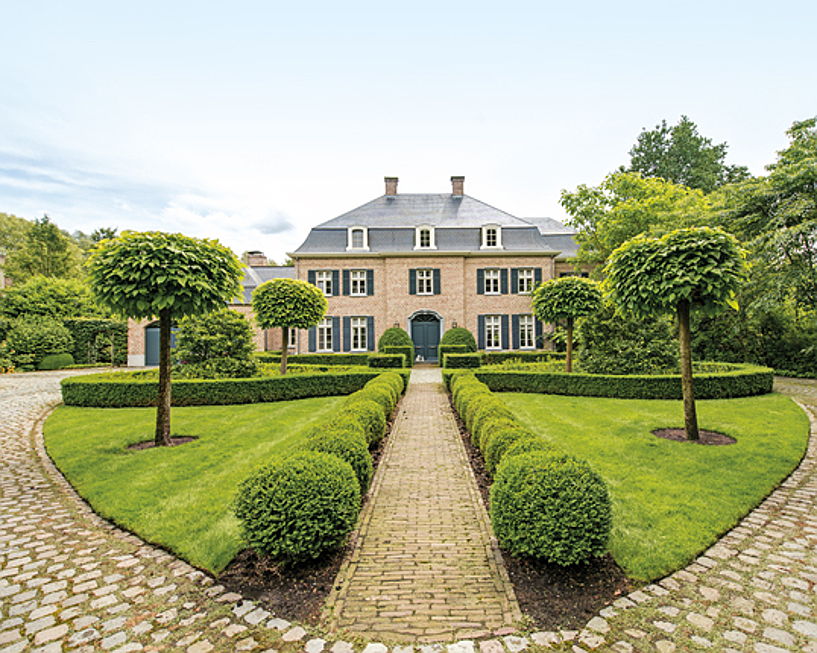  Balearic Islands
- Unique villa in manor-house-style in Belgium