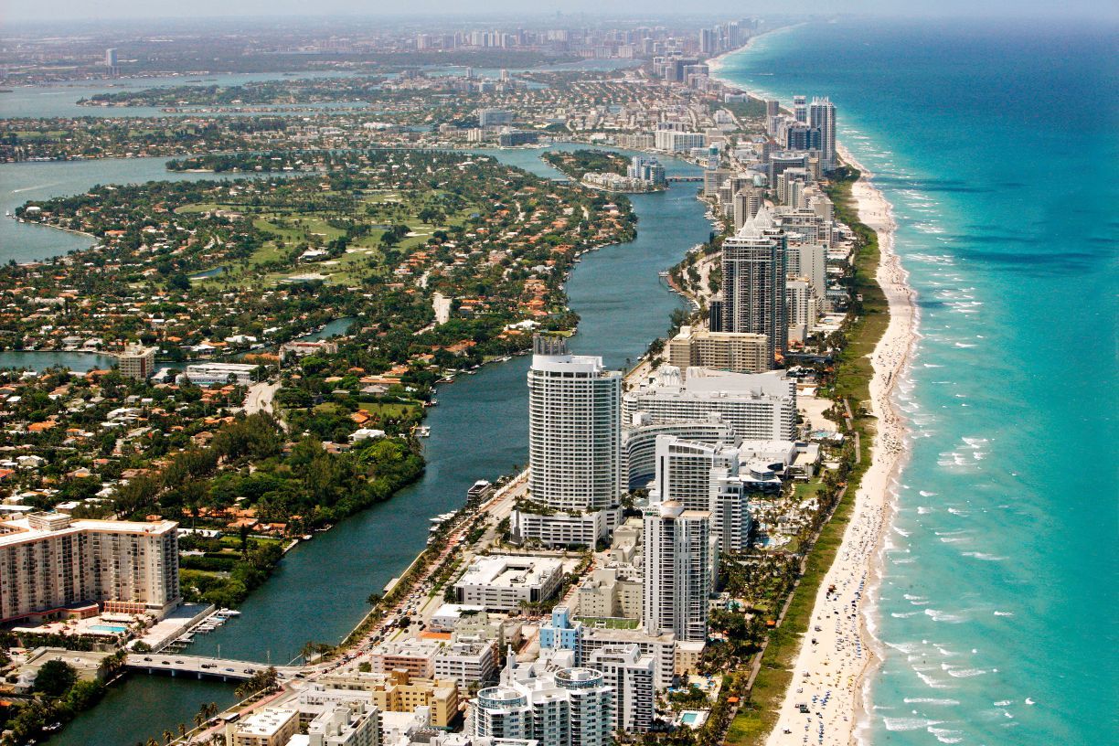 featured image for story, Why Miami's Climate Makes It a Real Estate Haven