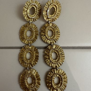 golden earrings 