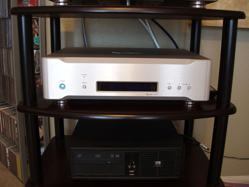 Esoteric D-05 and P-05  DAC/preamp and transport