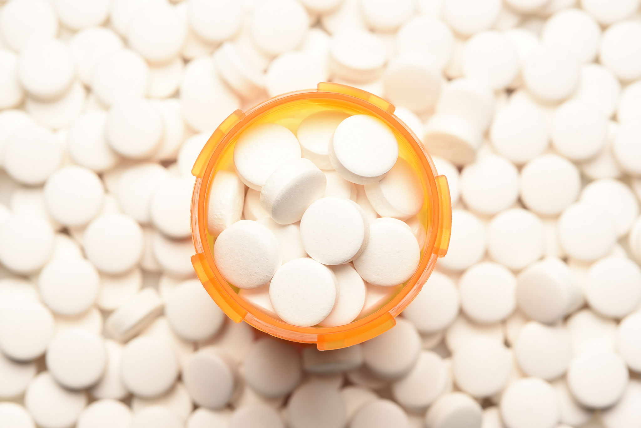 8 Reasons You Have Symptoms of Too Much Thyroid Medication