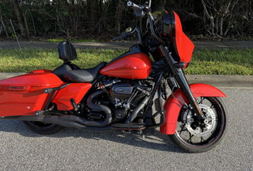 2020 HARLEY-DAVIDSON STREET GLIDE SPECIAL motorcycle for rent near ST CLOUD, FL