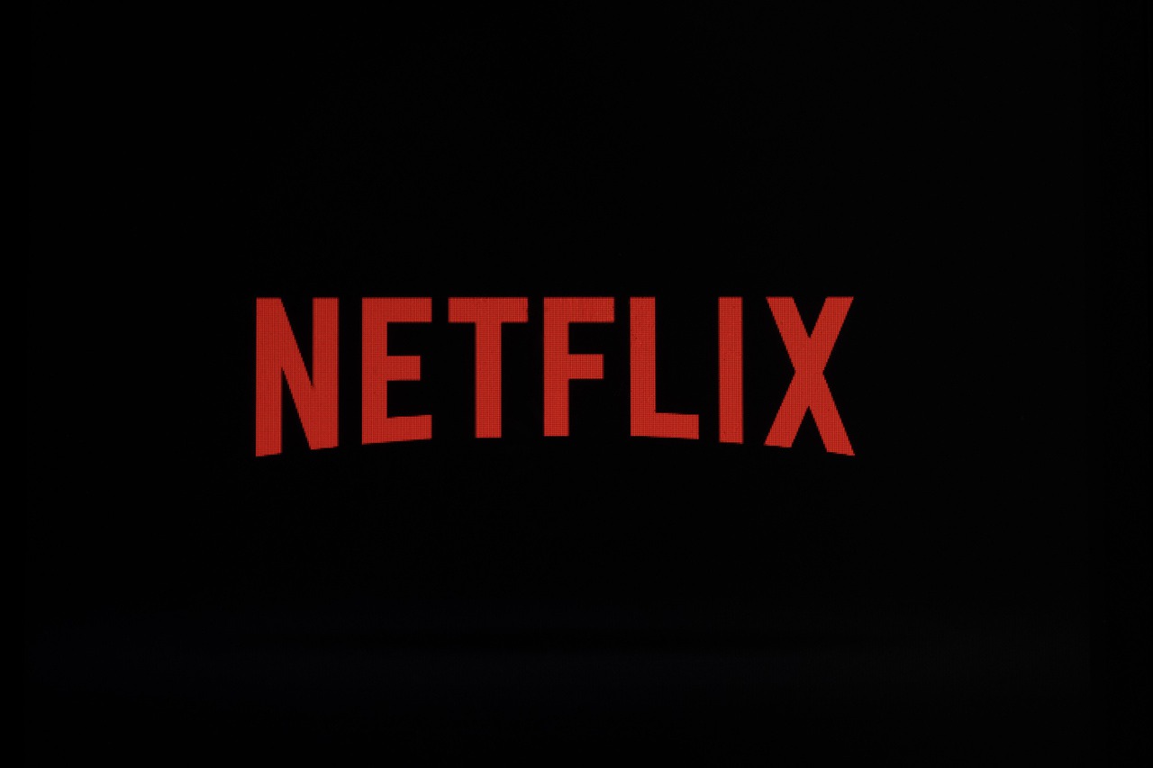 Unseen cast: All actors & characters in the Netflix series - Dexerto