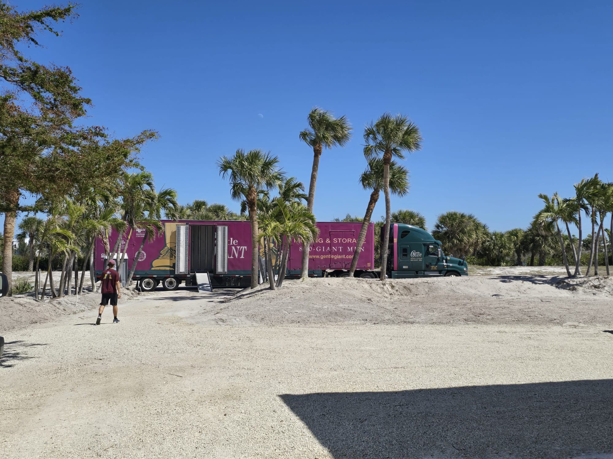 Moving to Florida: New Resident Guide