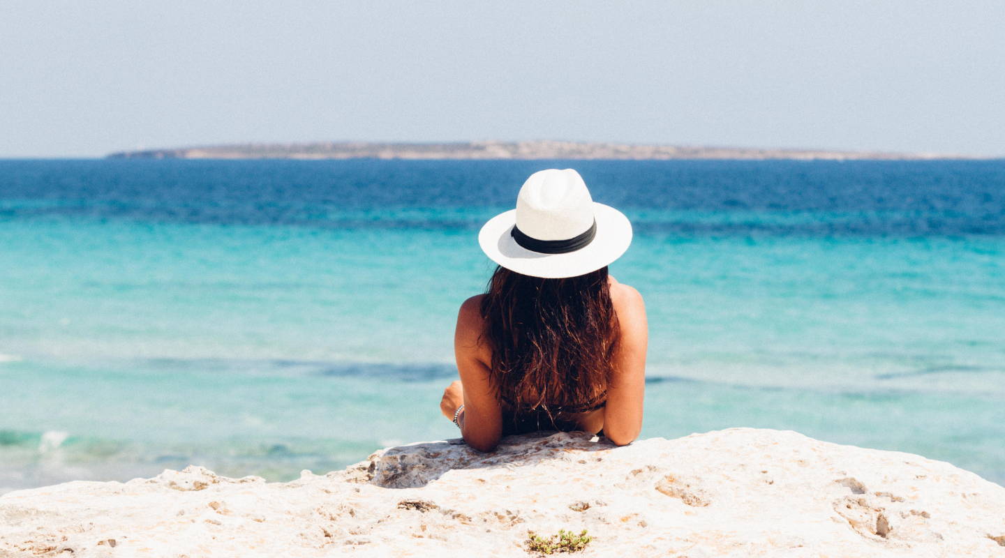 YOUR HAIR'S BEACH SURVIVAL GUIDE