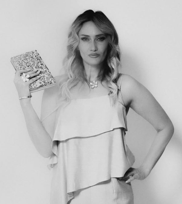 Eni & Ko Luxury Boutique - Voucher - Image 7