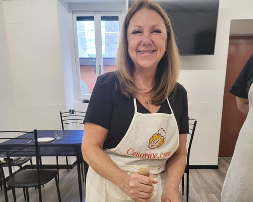 Cooking classes Genoa: Genoese pesto sauce in the mortar