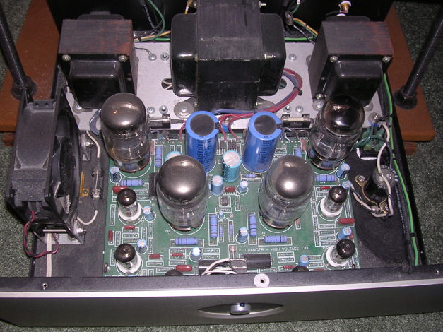 Rogue Model 88 tube amplifier