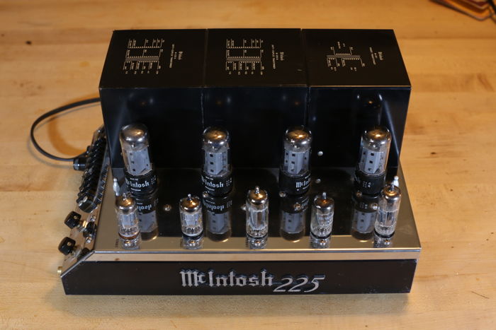 Mcintosh MC225 Tube Stereo Amplifier