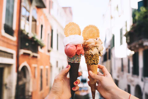 Food Tasting Tour with Cicchetti and Wine
