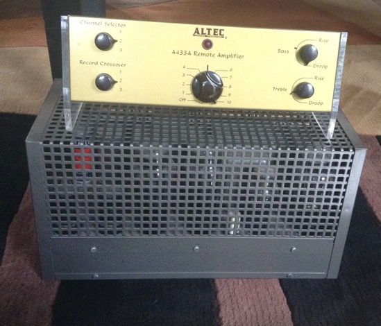 Altec Lansing Power Amplifier A-333A and Remote Amplifi...