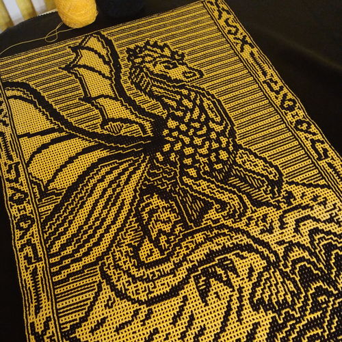 Boek Draak; In elkaar grijpende gehaakte deken