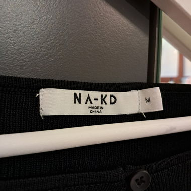 《NA-KD》 Langarm Crop Shirt