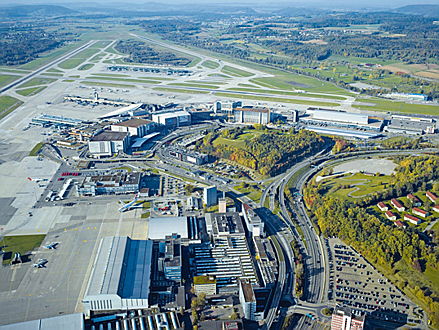  Bülach
- Zürich Flughafen
