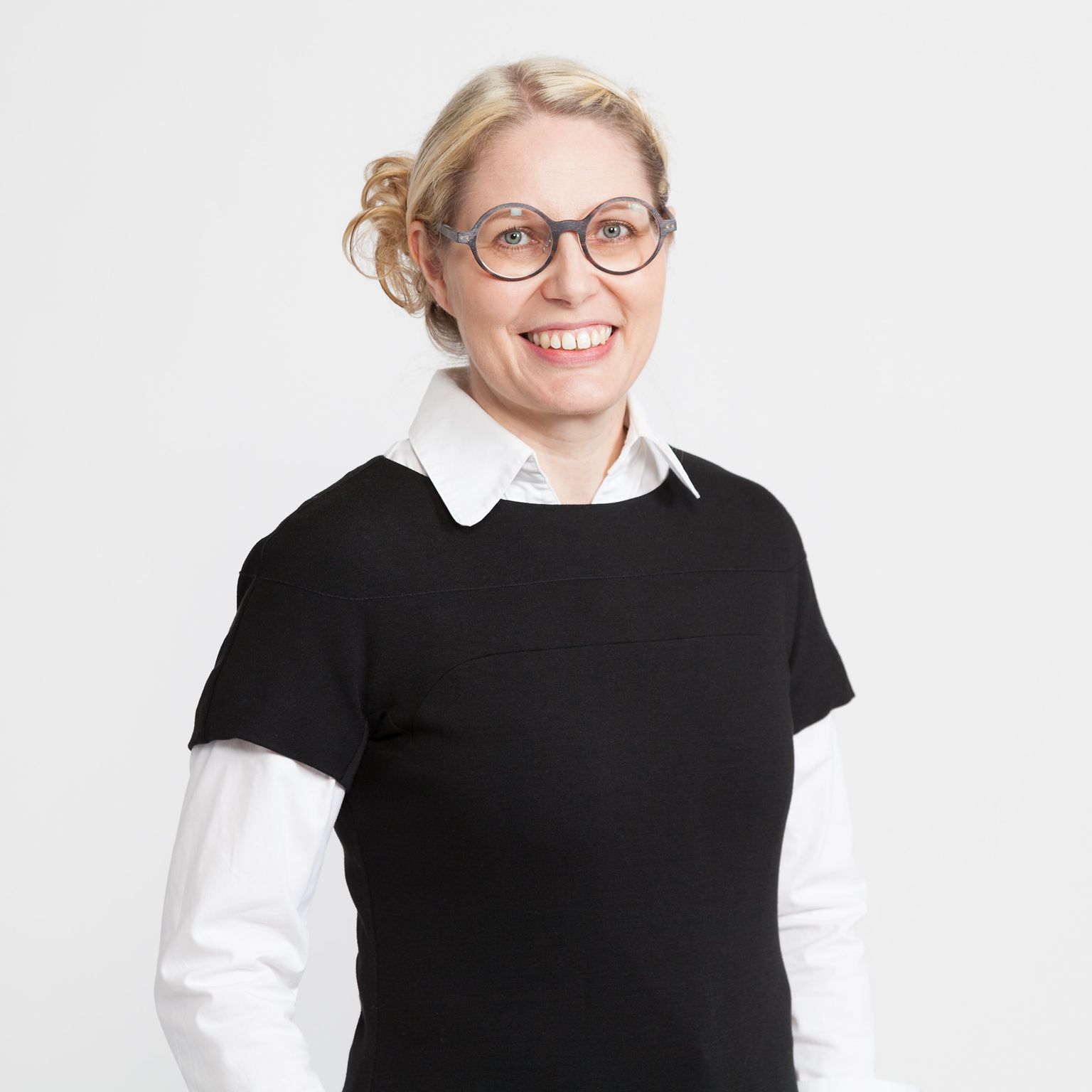 Nina	Vartemaa