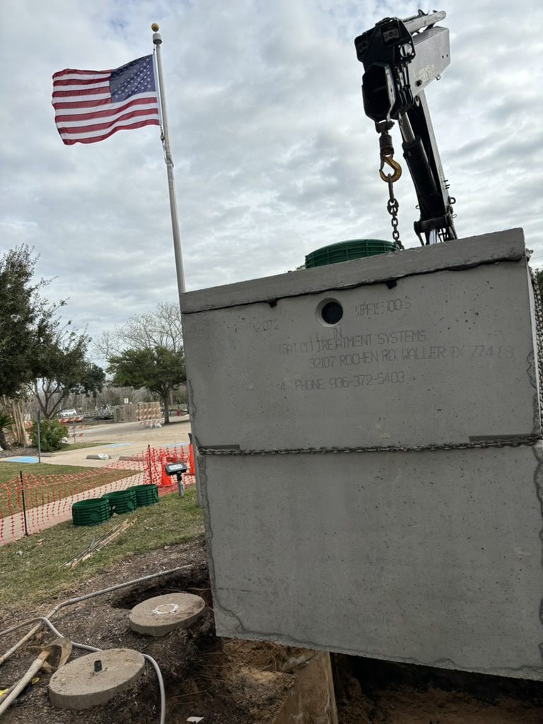 Professional septic system installation and tank placement in Elgin TX, Austin, Georgetown - Aerobic systems, conventional systems, ET beds, LPD systems by Standalone Septic & Dirt Work