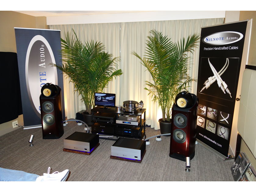 Silnote Audio Morpheus Reference Series II Digital AES/EBU XLR 24K Gold/ Silver 1 meter  Voted Las Vegas Audio Club Component of the Week!