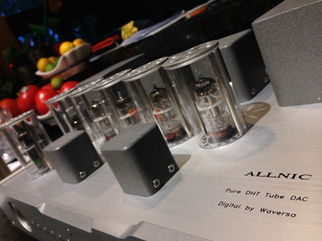 Allnic Audio D5000 Direct Heated Triode DAC