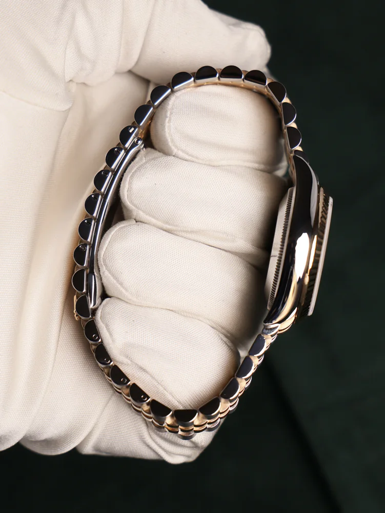 Green VI Roman Jubilee Box + Papers 2020