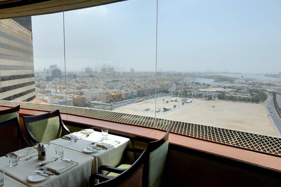 Burj Khalifa VIP Lounge with Panoramic Sunset View - photo 6