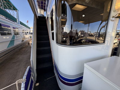 Boat Image 9