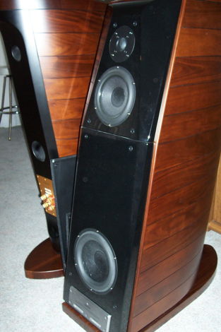 Usher 8571-2 Be Full range speaker