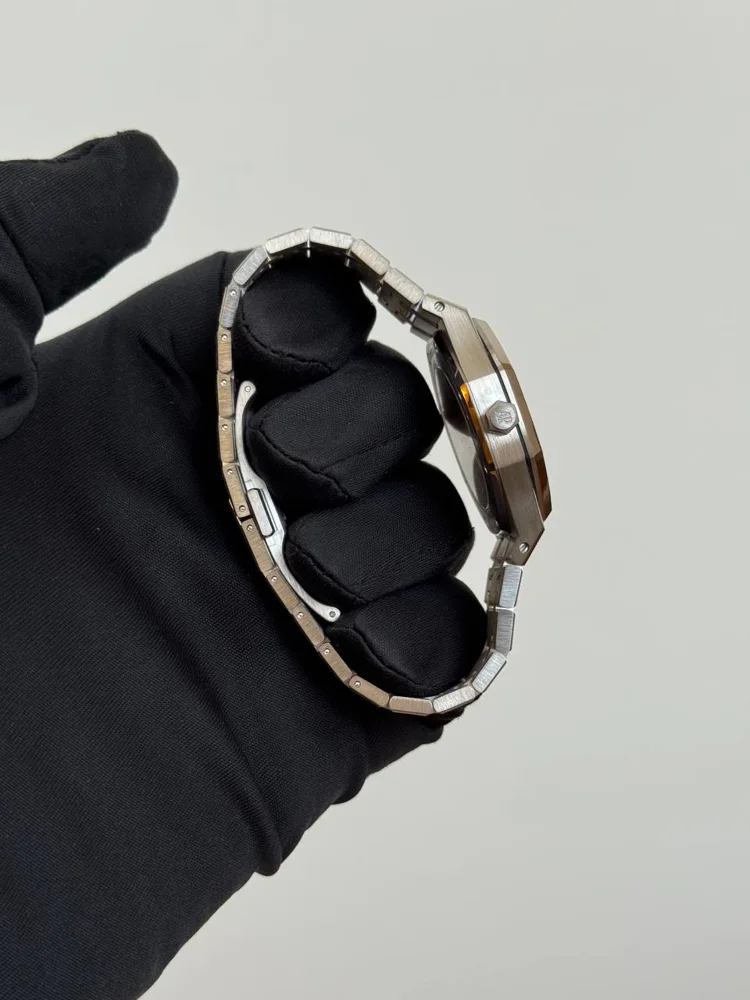 Frosted Selfwinding Box + Papers 2022