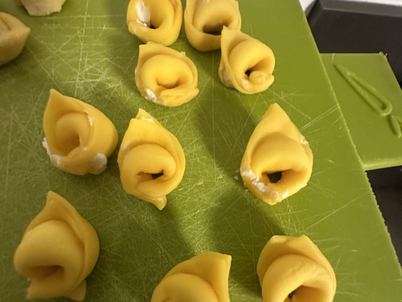 Cooking classes Modena: Vegetarian tortellini in vegetable broth