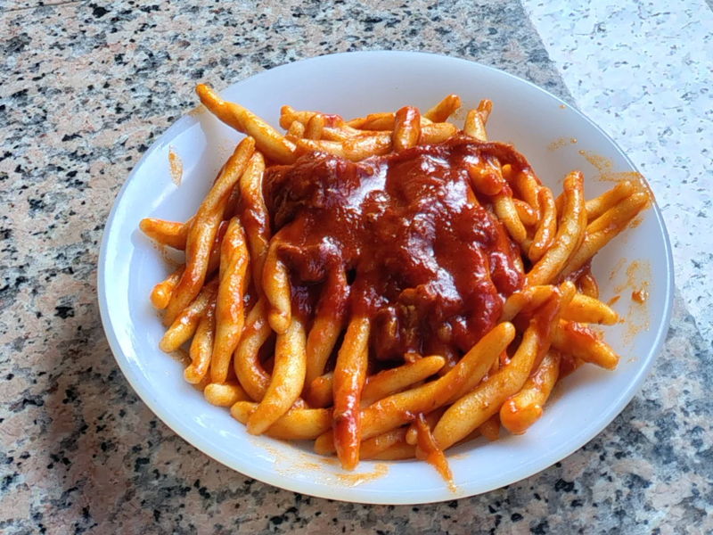 Corsi di cucina Canalicchio: Esperienza di cucina tradizionale in borgo siciliano