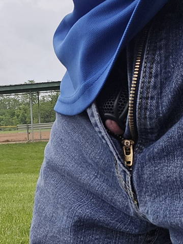 Tiny chastity device
