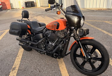2024 HARLEY-DAVIDSON STREET BOB 114 motorcycle for rent near Clearwater, FL