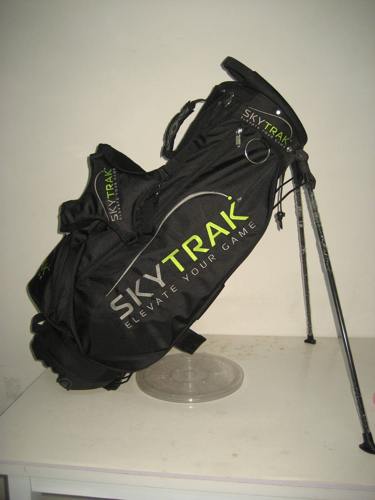 Customised football club golf bags by Golf Custom Bags 205