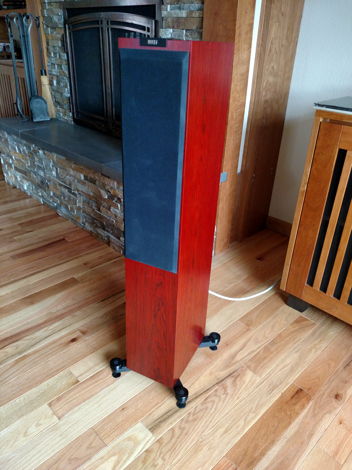 KEF R 500