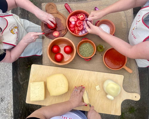 Food & Wine Tours Cinisi: Sensory tour and tasting at a Sicilian cheese factory