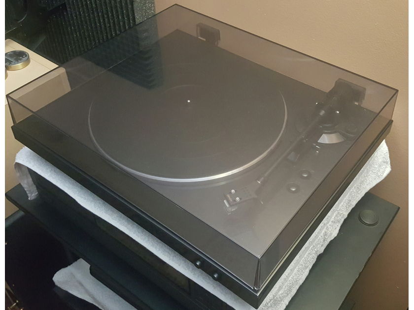 DENON DP 300F Great Turntable with Shure M97xE cartridge New!!