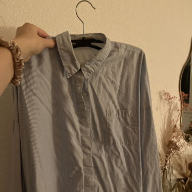 Chemise blanche et bleu 