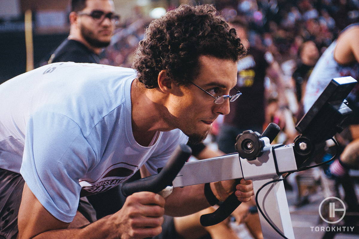 Difference Between Exercise Bike and Outdoor Cycling Difference Between Exercise Bike and Outdoor Cycling