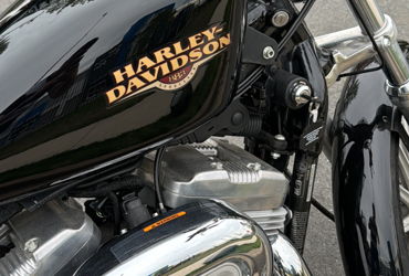 2009 HARLEY-DAVIDSON XL 883N SPORTSTER IRON motorcycle for rent near Chantilly, VA