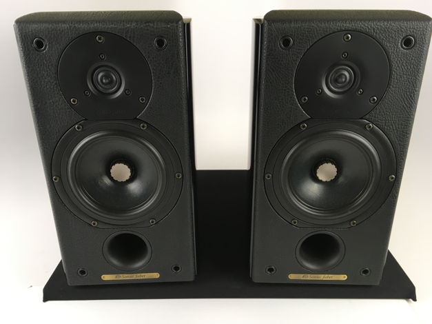 Sonus Faber Concertino Domus Speakers with Matching Sta...