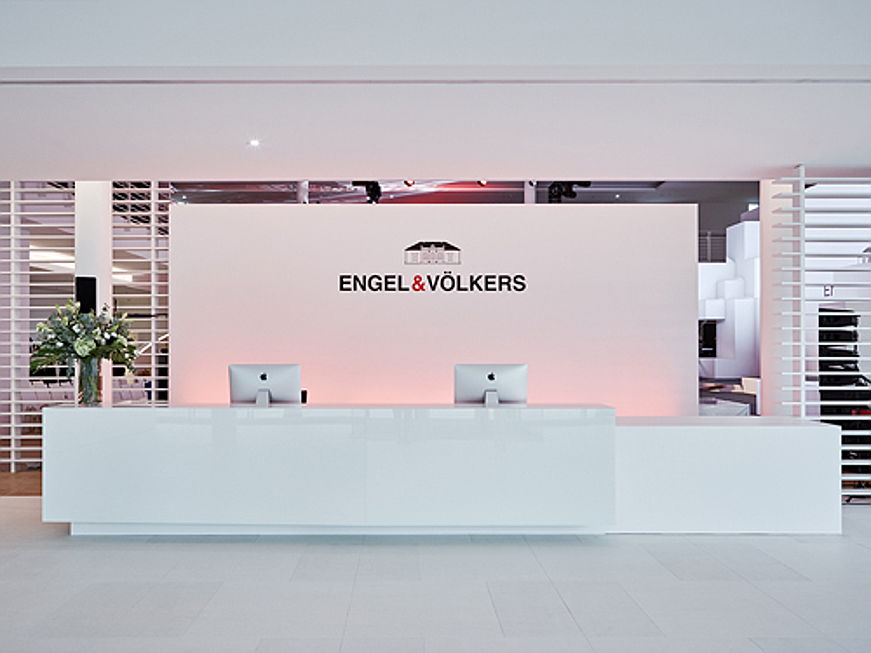  Vilamoura / Algarve
- Our new location: Take a peek at the new Engel & Völkers headquarters in Hamburg’s HafenCity!