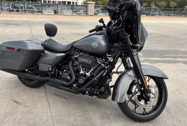 2021 HARLEY-DAVIDSON STREET GLIDE SPECIAL motorcycle for rent near ST CLOUD, FL