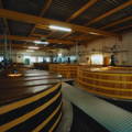 Cuves de fermentation washbacks de la distillerie Caol Ila sur l'île d'Islay dans les Hébrides intérieures d'Ecosse