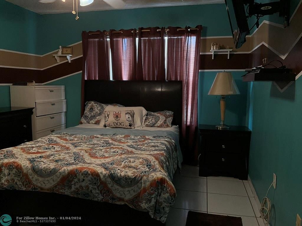 Slideshow image