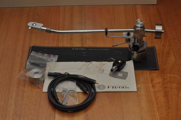 Fidelity Research FR-66s Tonearm with Headshell