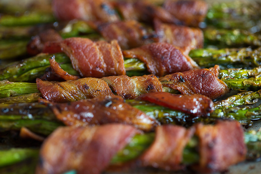 keto bacon wrapped asparagus