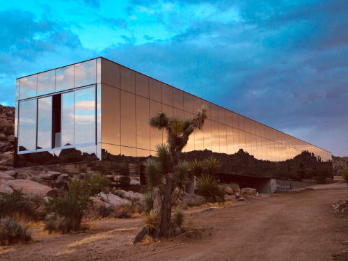 Engel & Völkers vermietet einzigartiges Designobjekt „Invisible House” in kalifornischer Wüste