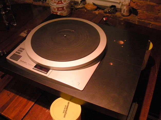 Technics SP-15  Turntable Base (only)