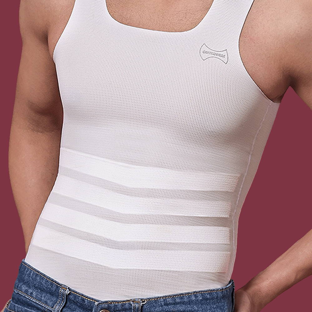 Targeted compression panel at abdomen for sleek flat tummy