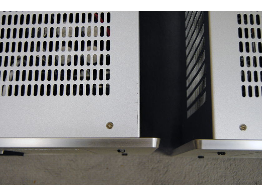 Audio Research Reference 250 Monorail Amplifiers