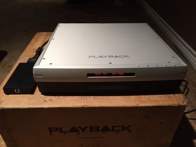 Playback Designs MPS-5  SACD/CD Player